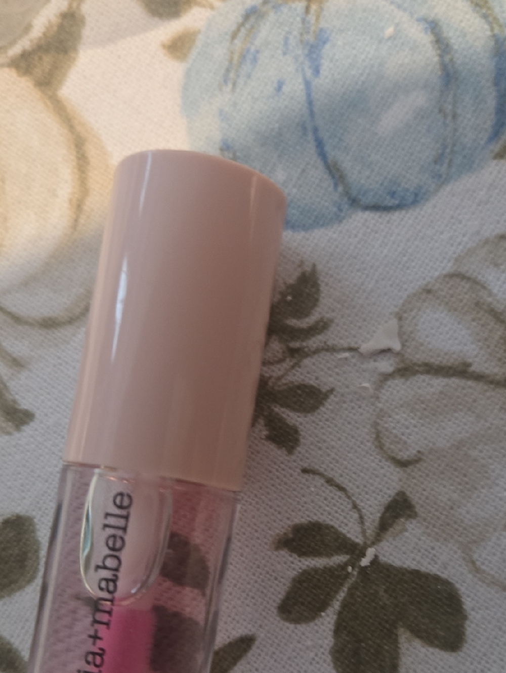 Sophia+mabelle Sheer Pink Lip Oil — Soft Pink Shine